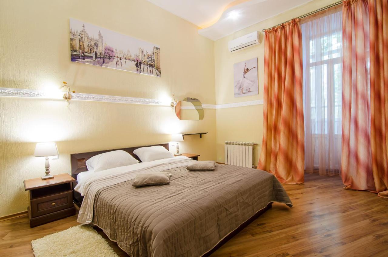 Apartment At Malaya Zhytomyrska 5 Κίεβο Εξωτερικό φωτογραφία