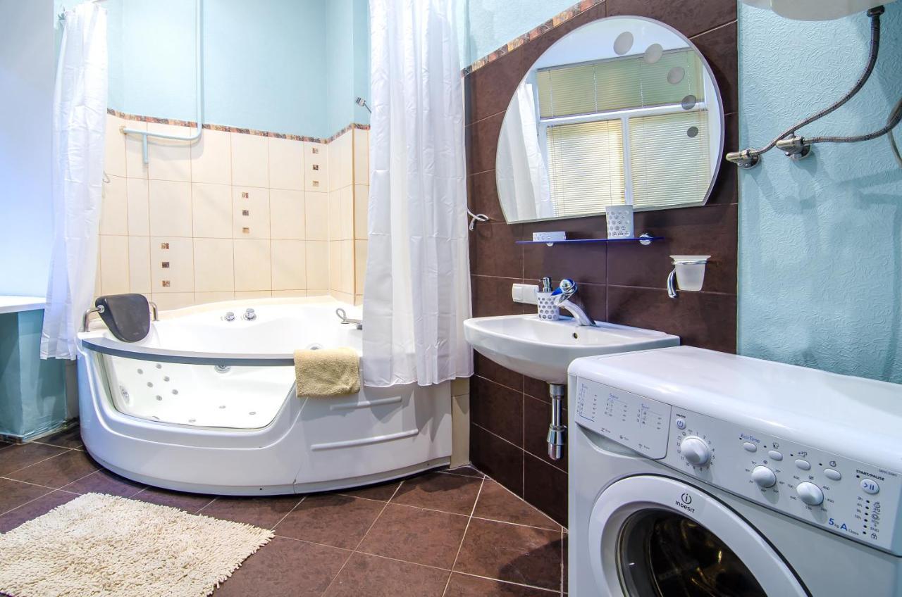 Apartment At Malaya Zhytomyrska 5 Κίεβο Εξωτερικό φωτογραφία