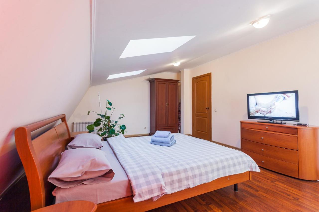 Apartment At Malaya Zhytomyrska 5 Κίεβο Εξωτερικό φωτογραφία