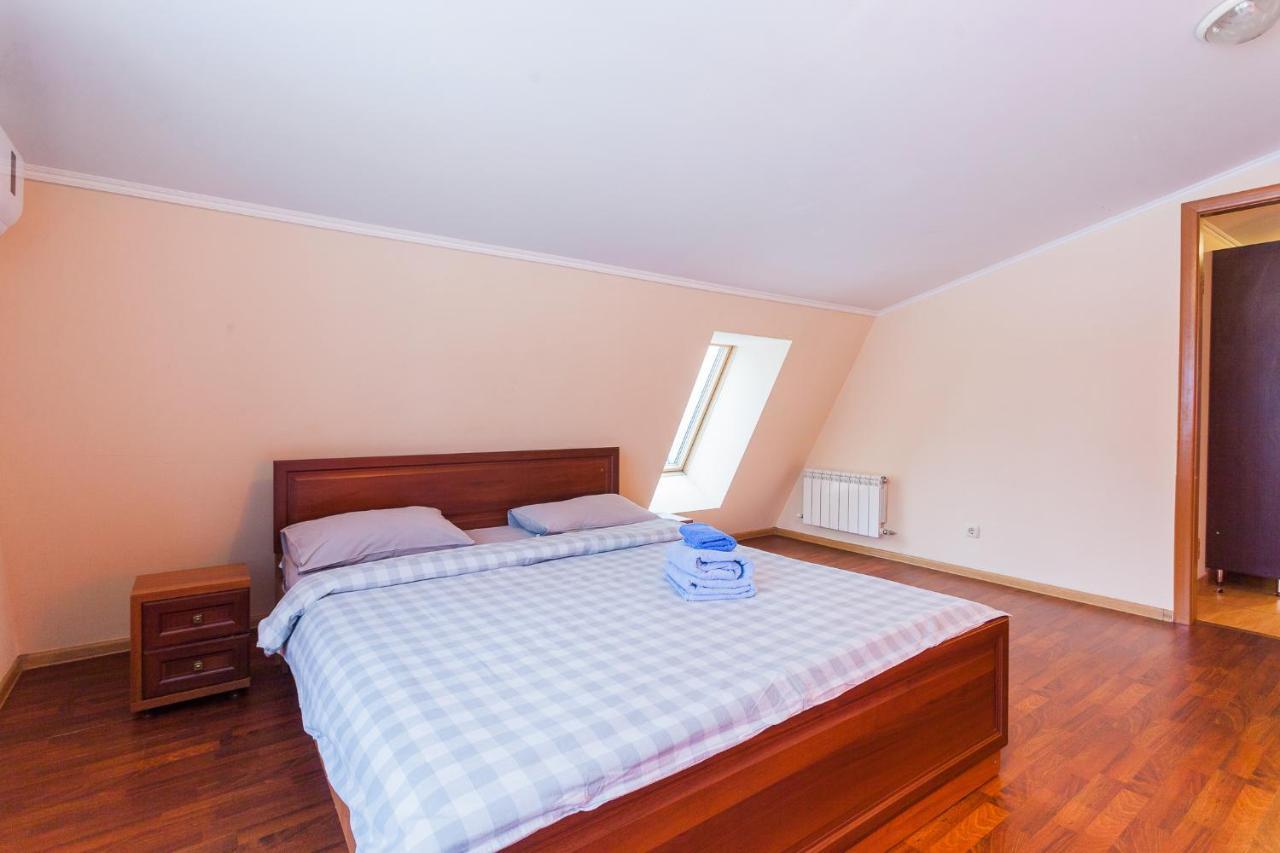 Apartment At Malaya Zhytomyrska 5 Κίεβο Εξωτερικό φωτογραφία
